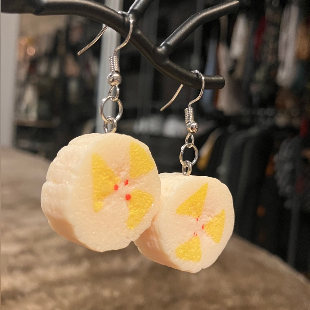 Dangling Banana Earrings!